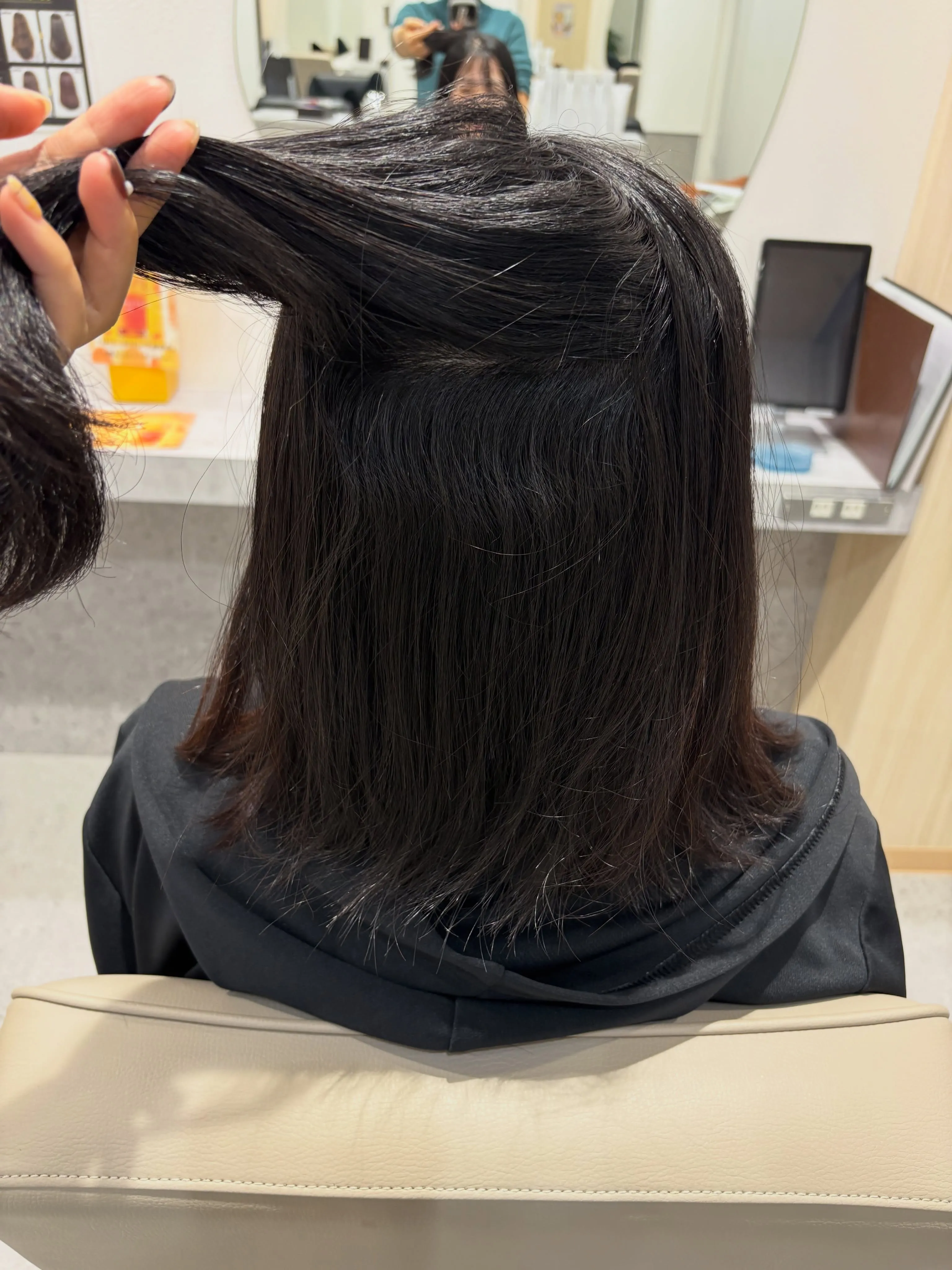 縮毛矯正=ピンとしたまっすぐな髪